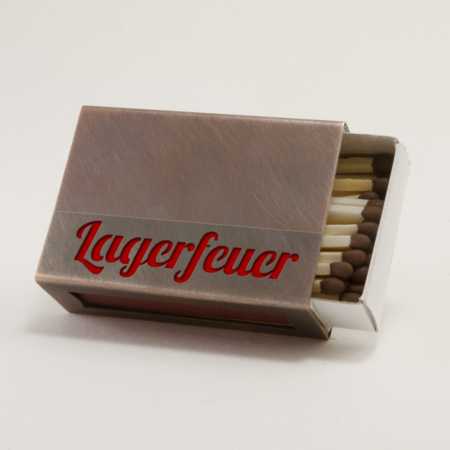 Streichholzschachtel - Huelle "Lagerfeuer" aus Kupfer mit roter Schrift