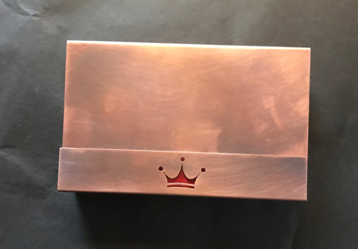 Kaminholzschachtel - Hülle aus Kupfer mit Krone