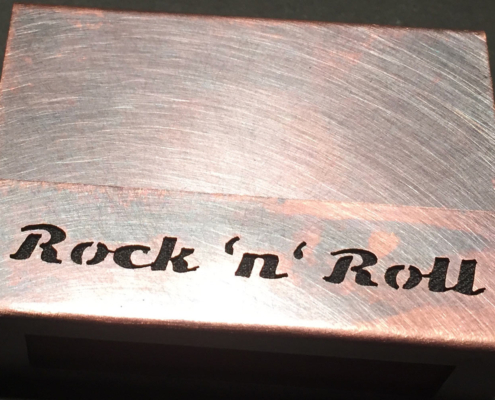 Cover für eine Streichholzschachtel mit dem Text Rock 'n' Roll