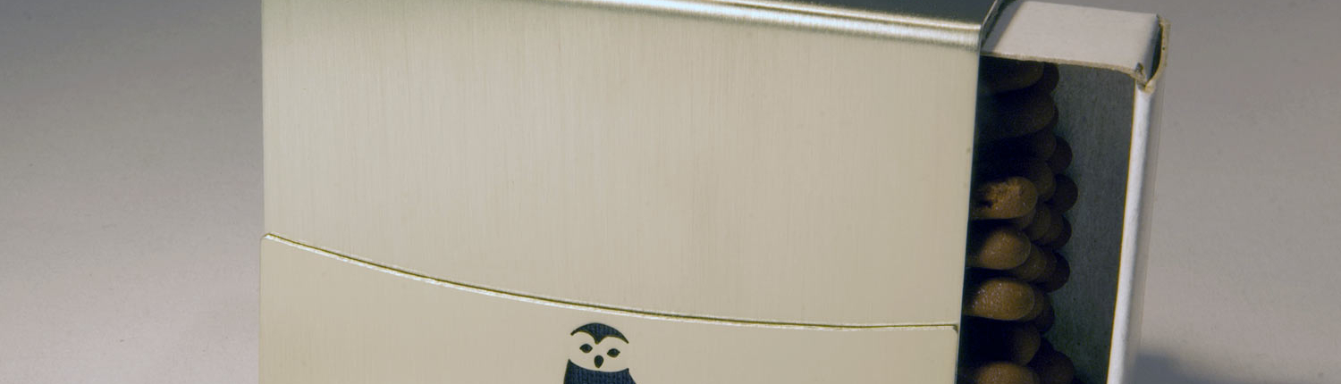 Streichholzschachtel-Hülle aus Edelstahl mit individualisiertem Motiv