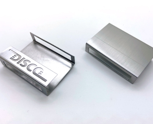 Streihholzschachte-Etui mit ausgesägtem Schriftzug "DISCO"