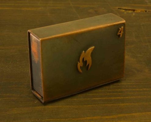Streichholzschachtel aus massivem Kupfer