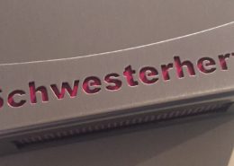 Streichholzhülle mit dem Wort "Schwesterherz"